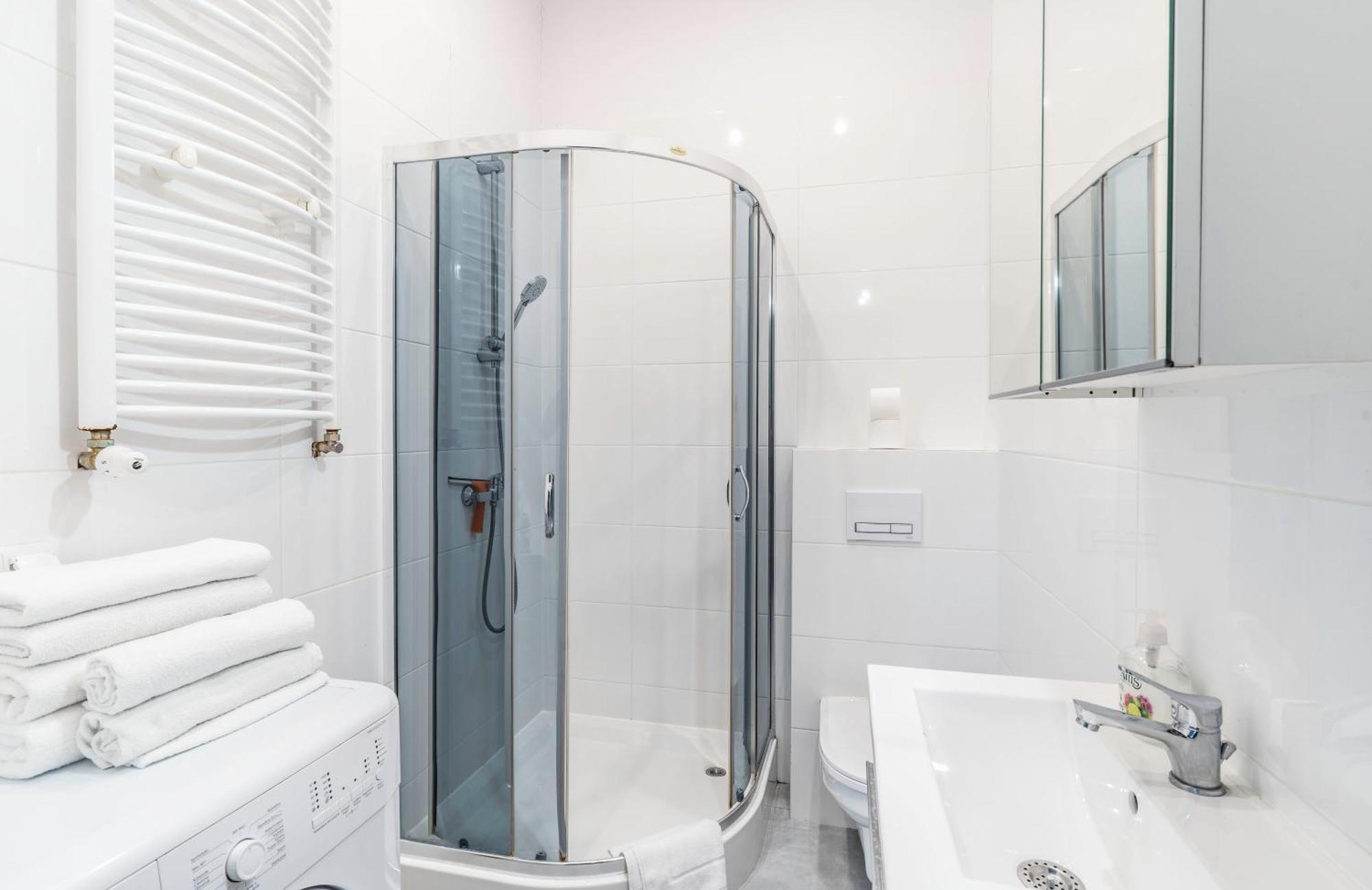 Apartament Z Osobna Sypialnia W Pieknej Kamienicy W Centrum Wrocław Eksteriør billede